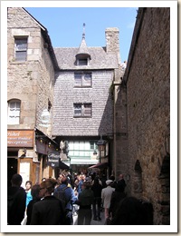 Rue du Mont Saint-Michel Rue du Mont Saint-Michel